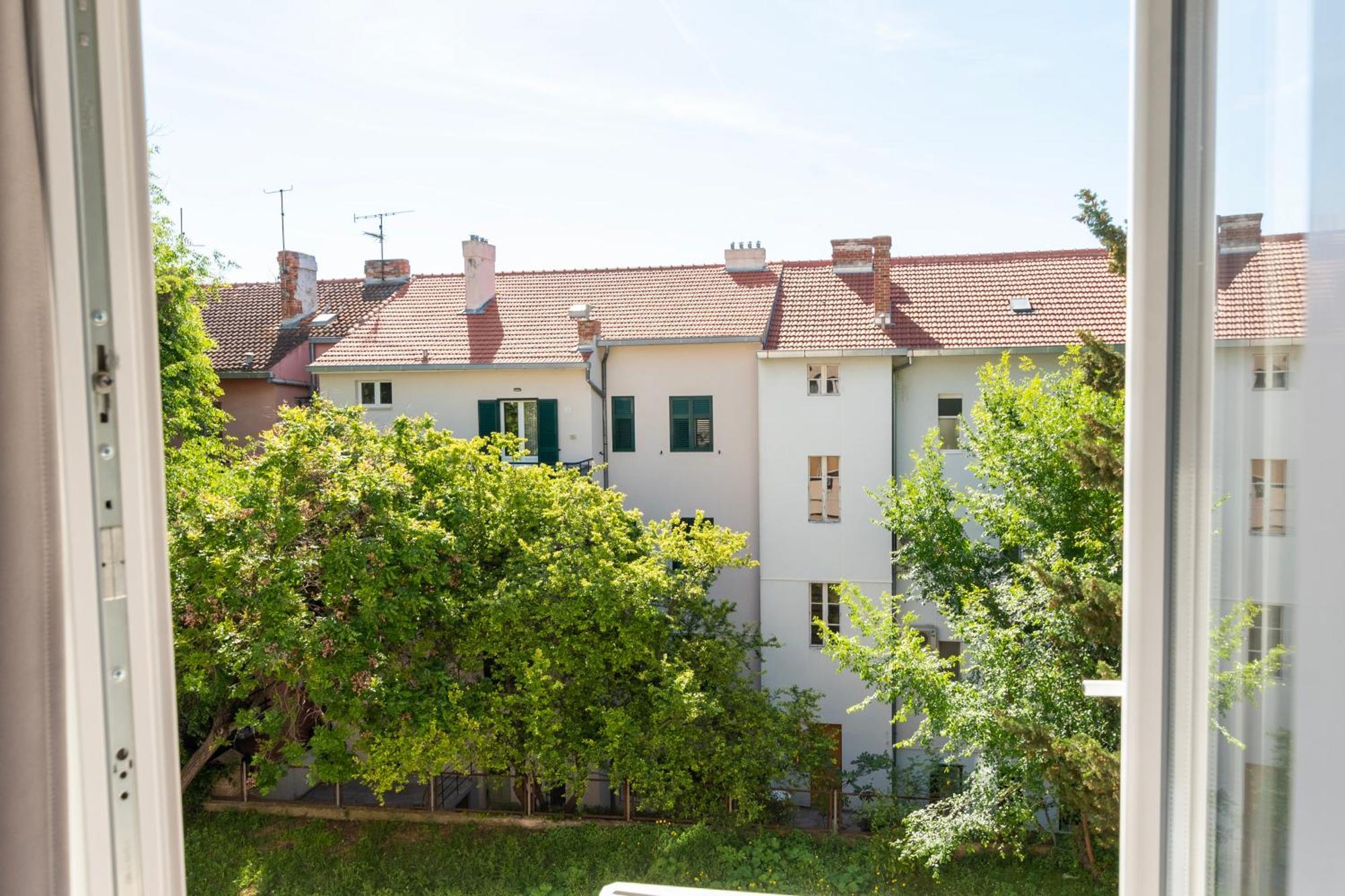 Luxury 2 Apartment